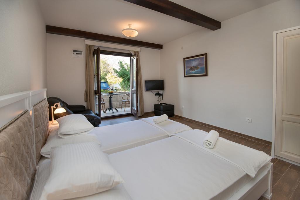 Apartments Marija Risan Room photo